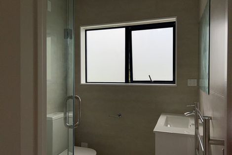 Photo of property in 47c Withers Road, Glen Eden, Auckland, 0602