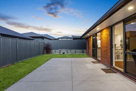 Photo of property in 8 Turnbridge Street, Pyes Pa, Tauranga, 3112