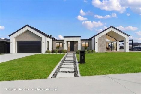 Photo of property in 9 Rose Leigh Drive, Cambridge, 3434