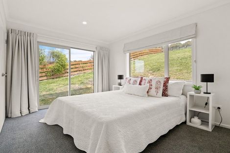 Photo of property in 17 Glendermid Close, Sawyers Bay, Port Chalmers, 9023