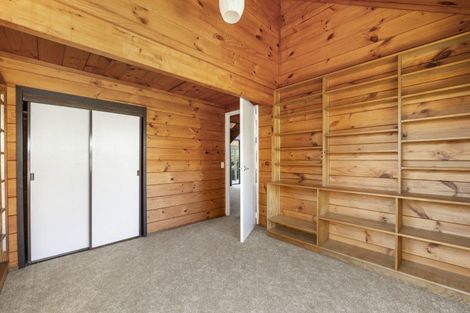 Photo of property in 14 Fairfax Terrace, Frankleigh Park, New Plymouth, 4310