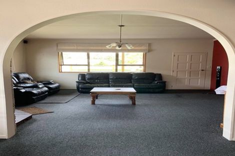 Photo of property in 9 Shamrock Street, Takaro, Palmerston North, 4412