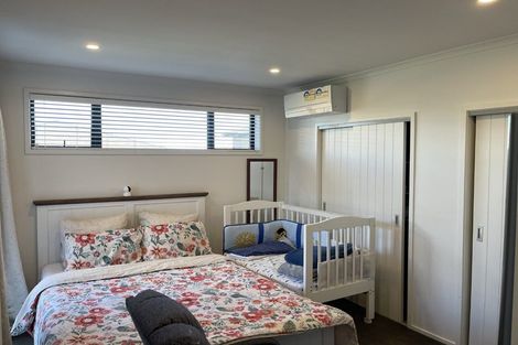 Photo of property in 1 Verdot Close, Kumeu, 0810