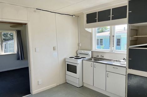 Photo of property in 45 Brandon Road, Glen Eden, Auckland, 0602