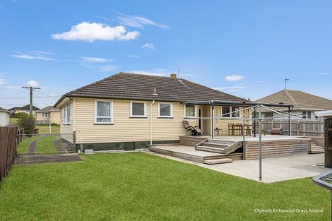 Photo of property in 7 Churchill Crescent, Tawhero, Whanganui, 4501