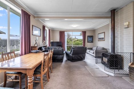 Photo of property in 28 Church Street, Winton, 9720