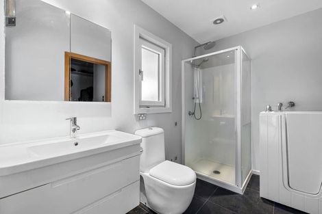 Photo of property in 2 Crichton Terrace, Cashmere, Christchurch, 8022