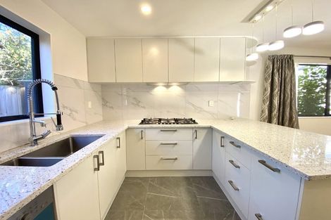 Photo of property in 39c Cutler Street, New Lynn, Auckland, 0600