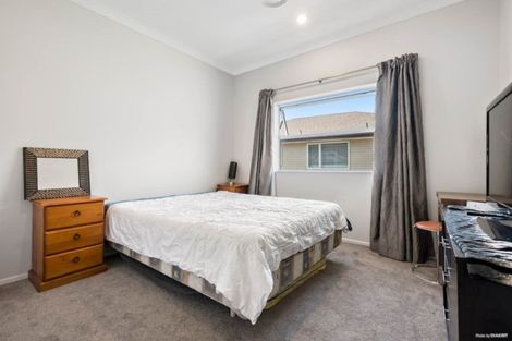 Photo of property in 15 Sawyers Lane, Silverdale, 0932