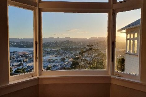 Photo of property in 97 Duncan Terrace, Kilbirnie, Wellington, 6022