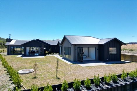 Photo of property in 47 Seven Oaks Drive, Kinloch, Taupo, 3377