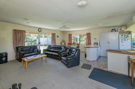 Photo of property in 501 Arapaepae Road, Ohau, Levin, 5570