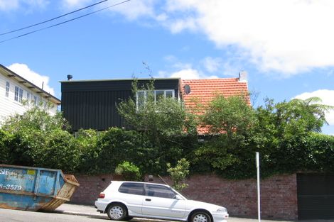 Photo of property in 30 Rimu Road, Kelburn, Wellington, 6012