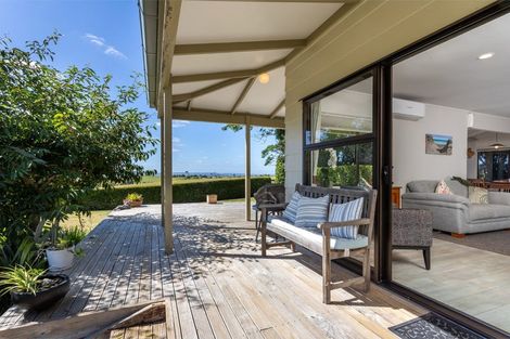 Photo of property in 115 Wilson Road, South Head, Helensville, 0874