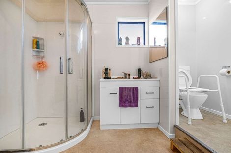 Photo of property in 21 Lyon Street, Featherston, 5710