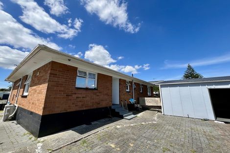 Photo of property in 35 Addington Avenue, Manurewa, Auckland, 2102