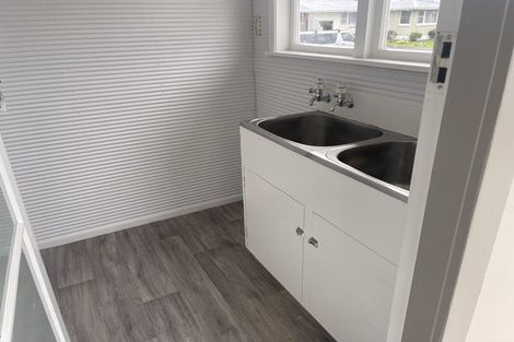 Photo of property in 613 Queen Street East, Levin, 5510