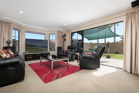 Photo of property in 1/100 Millers Road, Brookfield, Tauranga, 3110