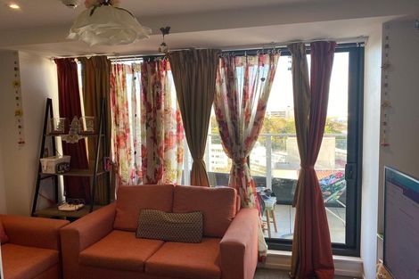 Photo of property in Queen's Residences, 1403/8 Airedale Street, Auckland Central, Auckland, 1010