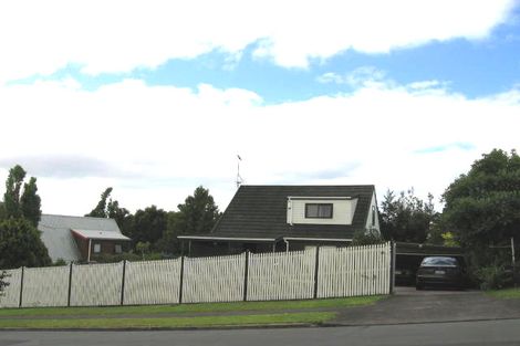 Photo of property in 15 Unsworth Drive, Unsworth Heights, Auckland, 0632
