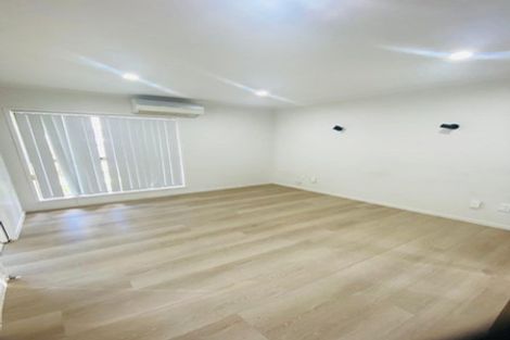 Photo of property in 136 Everglade Drive, Totara Heights, Auckland, 2105