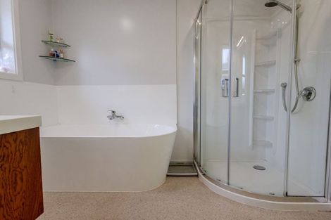 Photo of property in 390 Robertson Road, Harihari, 7884