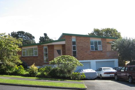 Photo of property in 11 Magnolia Drive, Westown, New Plymouth, 4310