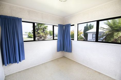 Photo of property in 301 Kennedy Road, Onekawa, Napier, 4110
