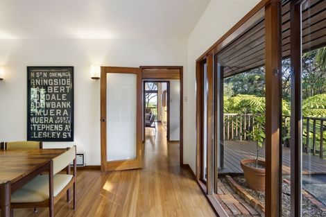 Photo of property in 16 Wilding Avenue, Northcote Point, Auckland, 0627