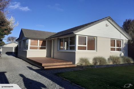 Photo of property in 20 Avonhead Road, Avonhead, Christchurch, 8042
