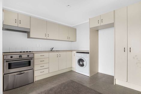 Photo of property in 10d/30 Westward Ho, Glen Eden, Auckland, 0602