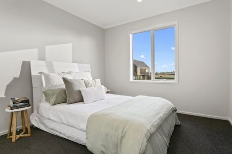 Photo of property in 1 Boyce Crescent, Cambridge, 3434