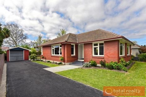 Photo of property in 6 Kinnaird Place, Hillmorton, Christchurch, 8025