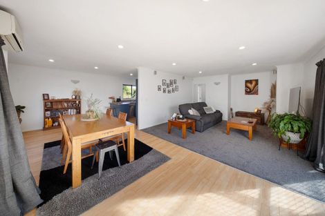 Photo of property in 33b Earlsworth Road, Mangere East, Auckland, 2024