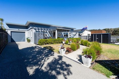 Photo of property in 26 Rua Avenue, Waitarere Beach, Levin, 5510