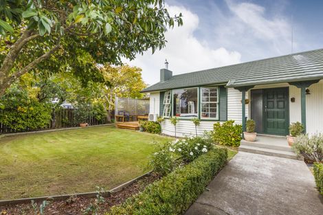 Photo of property in 53 Waterloo Crescent, Hokowhitu, Palmerston North, 4410