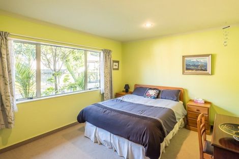 Photo of property in 25 Sams Way, Raumati South, Paraparaumu, 5032