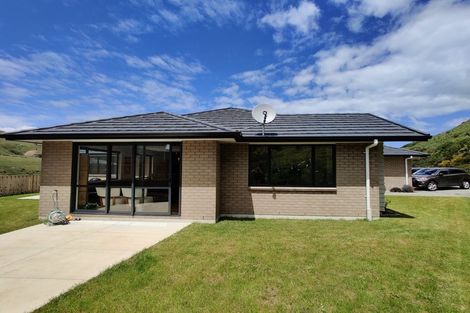 Photo of property in 85 Melksham Drive, Churton Park, Wellington, 6037