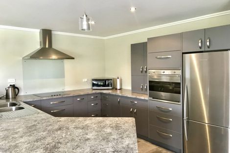 Photo of property in 46 Hoffman Court, Waikiwi, Invercargill, 9810