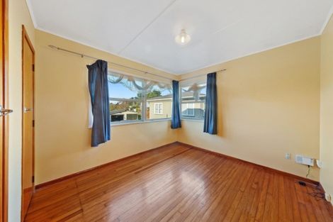 Photo of property in 22 Victoria Avenue, Waiuku, 2123