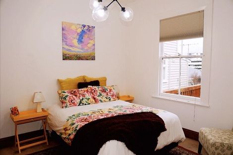 Photo of property in 129 Grant Road, Thorndon, Wellington, 6011