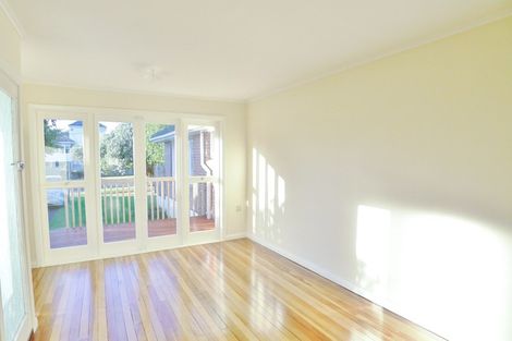 Photo of property in 14 Fairleigh Avenue, Mount Albert, Auckland, 1025