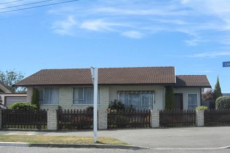 Photo of property in 2/32 Lake Terrace Road, Burwood, Christchurch, 8083