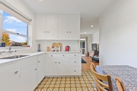 Photo of property in 2/103 Parkers Road, Tahunanui, Nelson, 7011