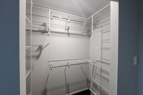 Photo of property in 2 Paapaka Way, Waiuku, 2123