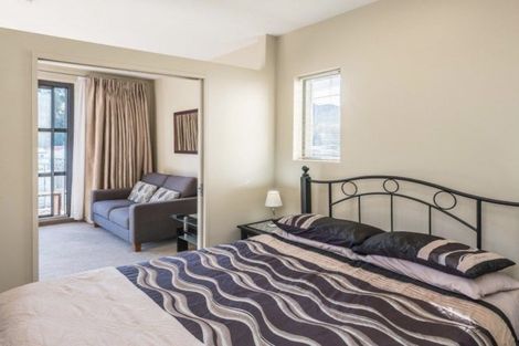 Photo of property in Atrium Towers, 6n/154 The Terrace, Wellington Central, Wellington, 6011