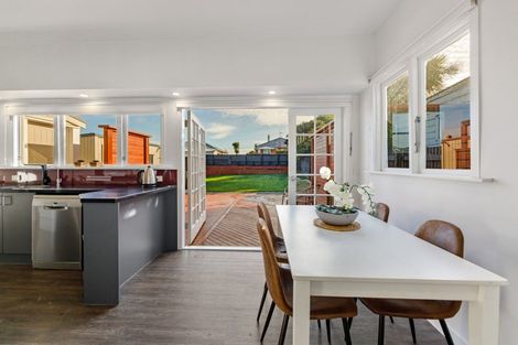 Photo of property in 33 Oakland Street, Andersons Bay, Dunedin, 9013