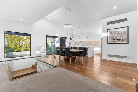 Photo of property in 19 Gwynfa Avenue, Cashmere, Christchurch, 8022