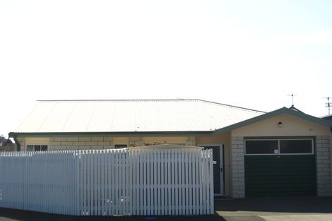 Photo of property in 42a Wallace Place, Westown, New Plymouth, 4310