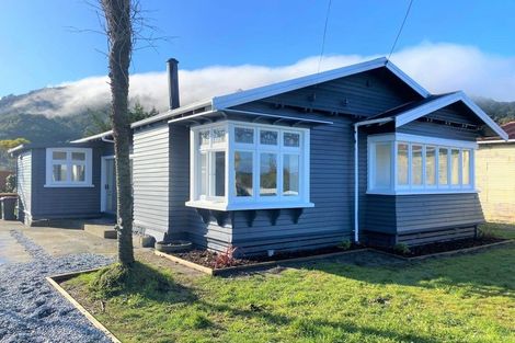 Photo of property in 119 Bright Street, Cobden, Greymouth, 7802